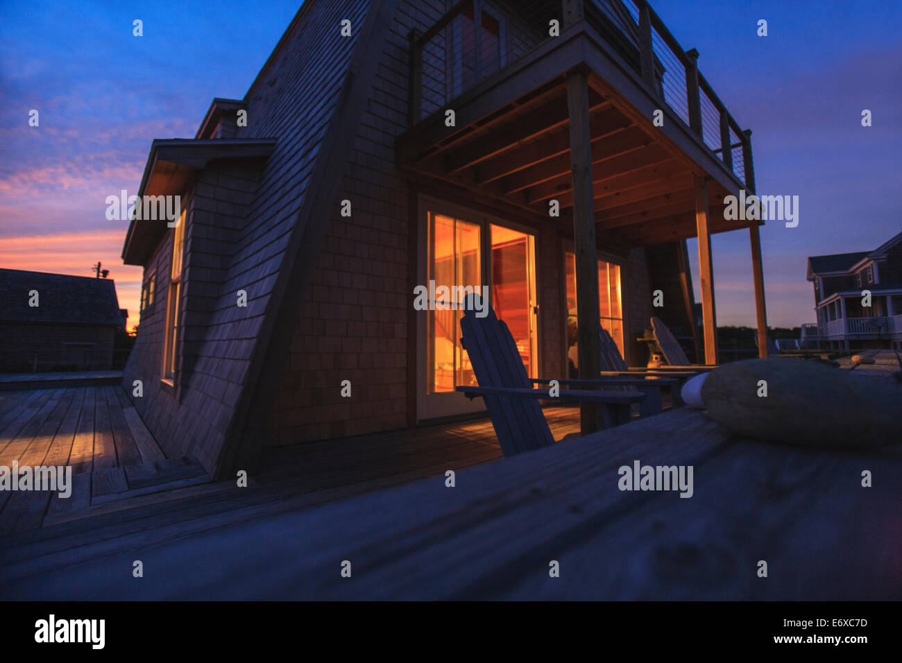 Ferienhaus bei Sonnenuntergang am Block Island, Rhode Island, USA Stockfoto