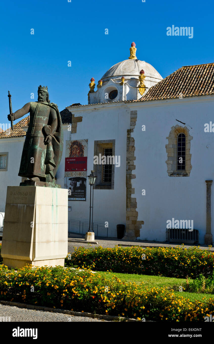 Gebäude in der Altstadt am Faro Algarve Portugal. Stockfoto