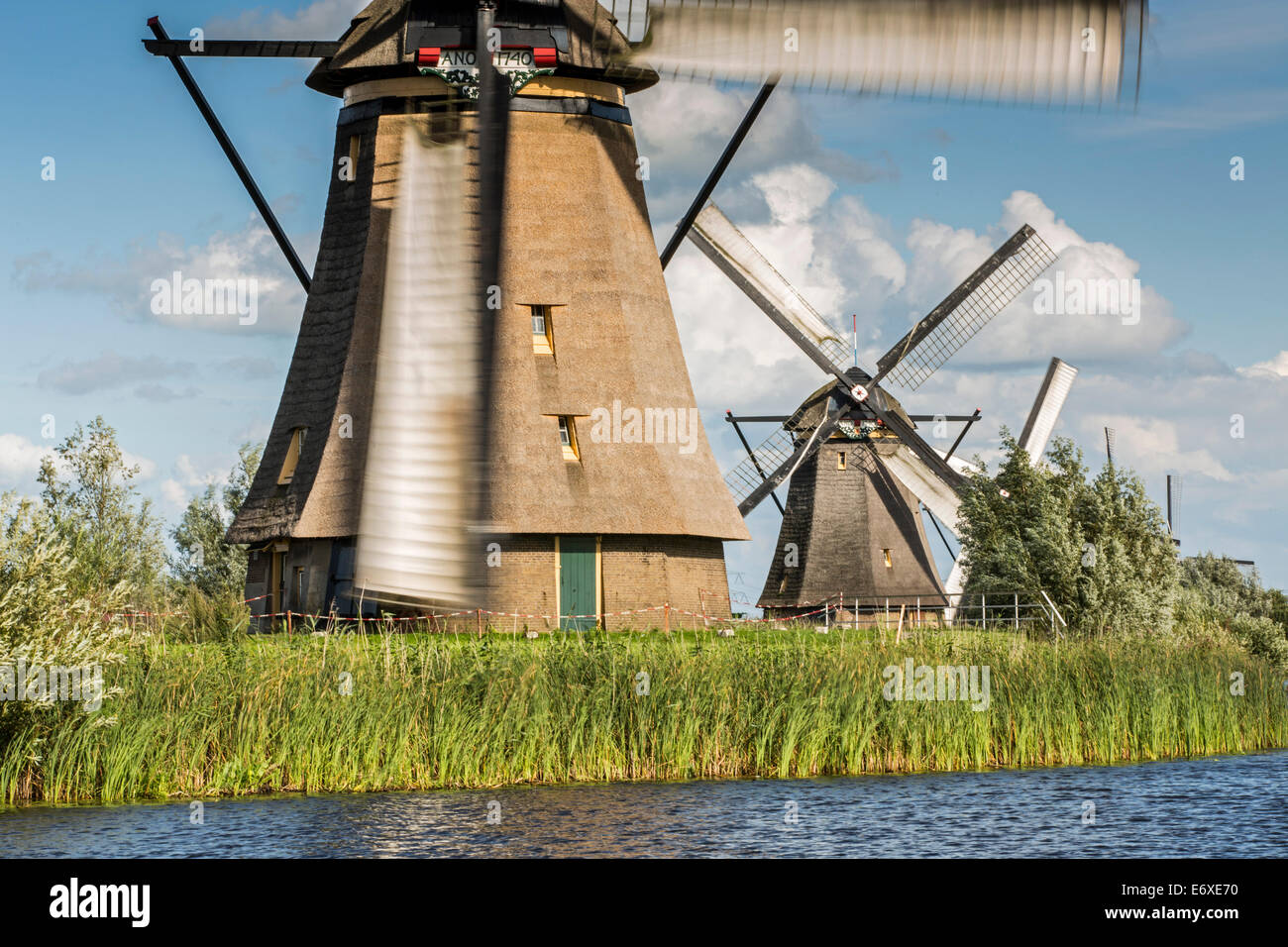 Niederlande, Kinderdijk, Windmühlen im Polder Alblasserwaard, Unesco Weltkulturerbe Stockfoto