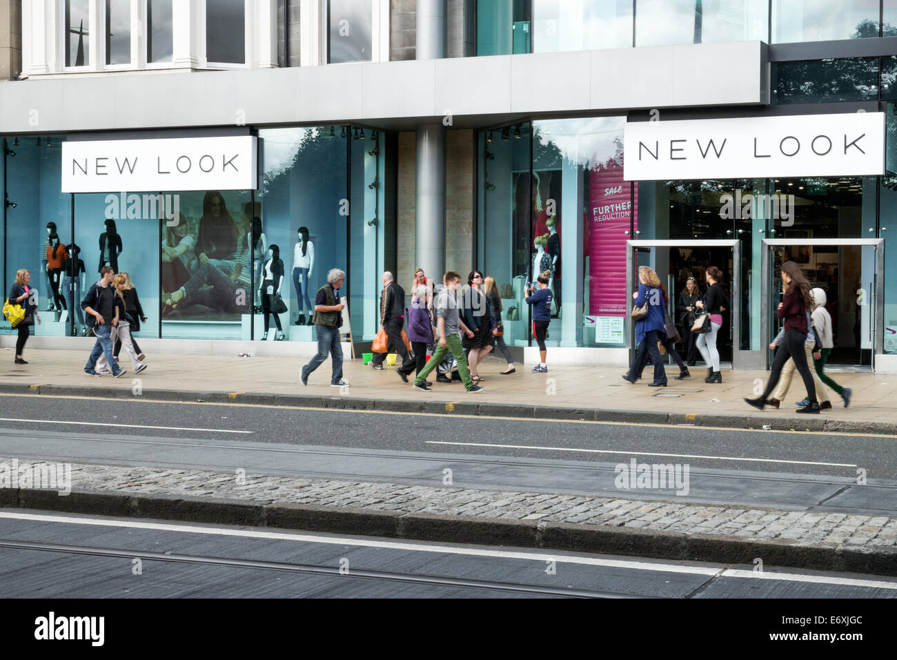 Neuen Look Mode Store in der Princes Street, Edinburgh Stockfoto