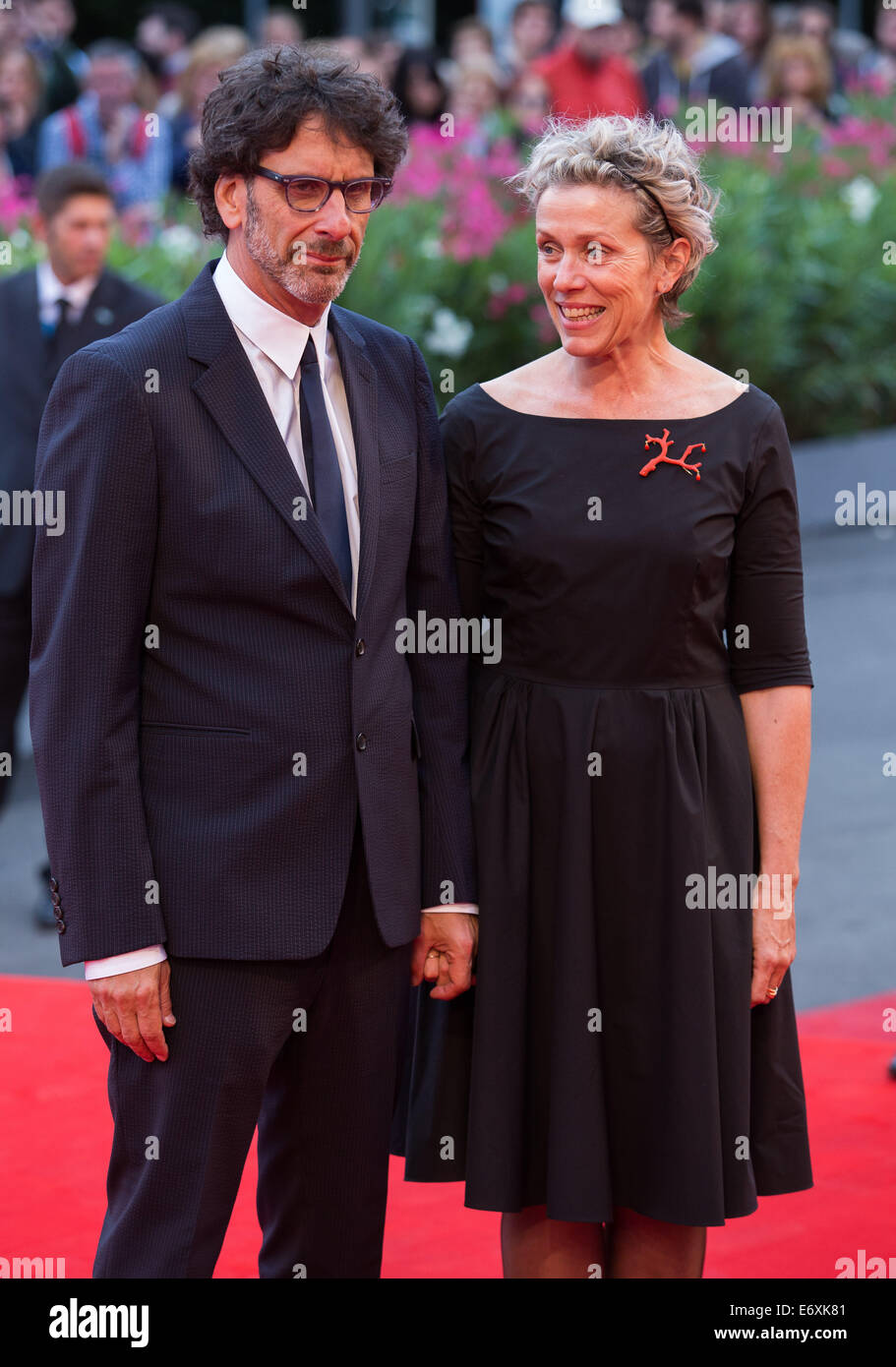 JOEL COEN FRANCES MCDORMAND OLIVE KITTERIDGE TEILE 1-2. UA. 71. Venedig FILM FESTIVAL LIDO Venedig Italien 01 September Stockfoto