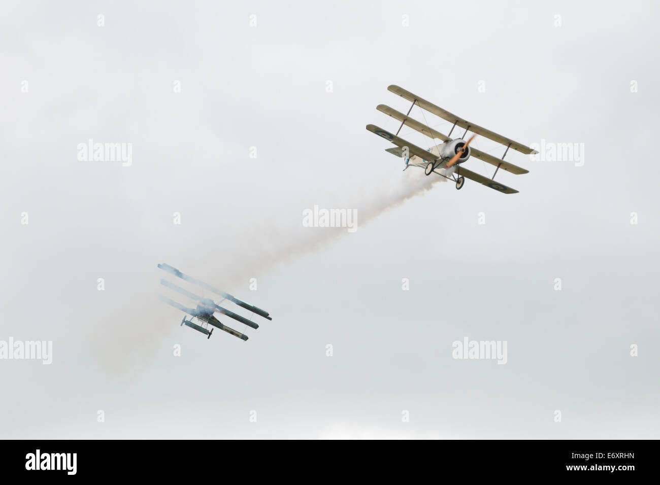 Dies ist ein Scheinhundeschlag mit dem Great war Display Team auf der Shoreham Airshow 2014, Shoreham Flughafen, East Sussex, 2014. 30. August 2014 Stockfoto
