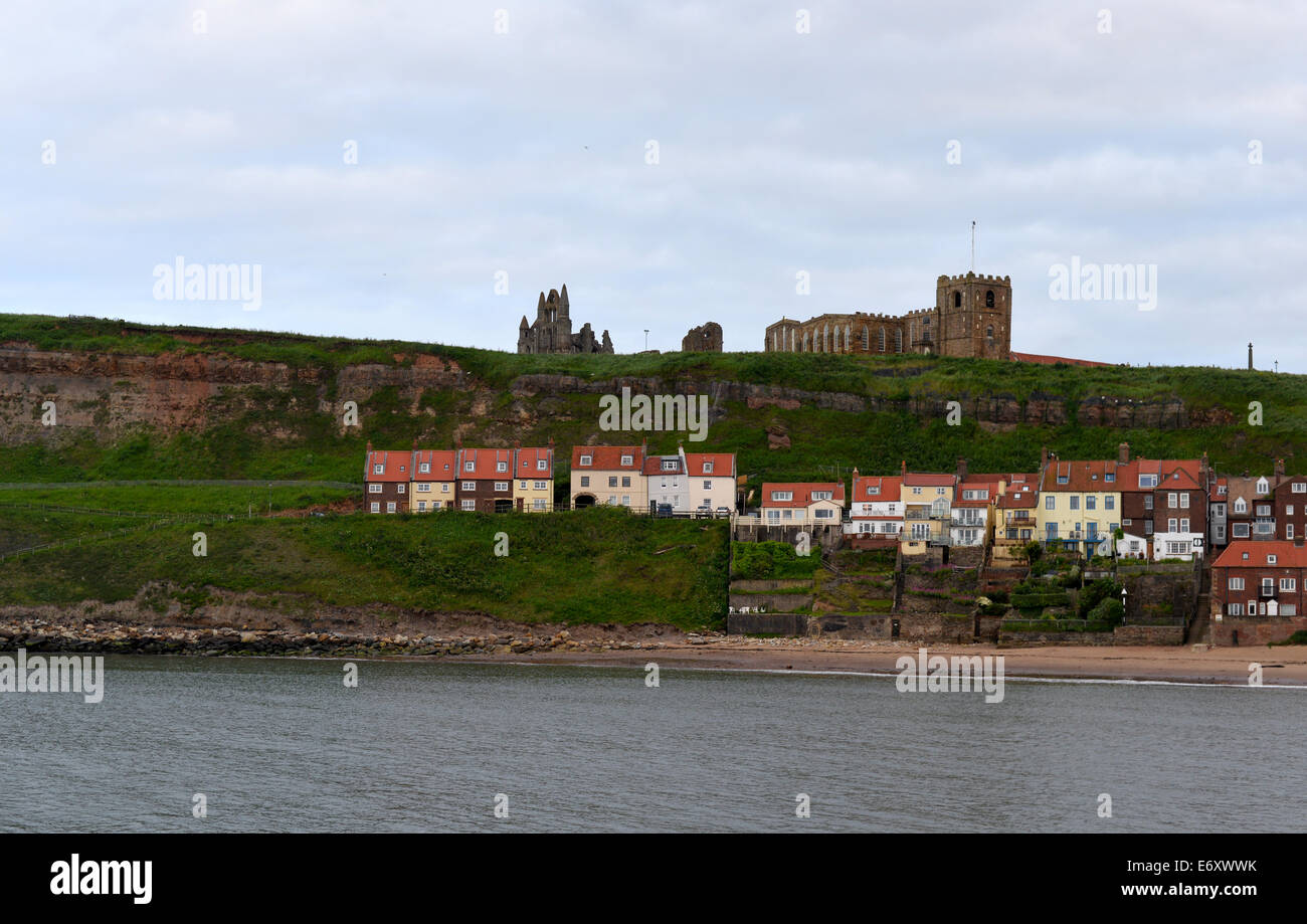 Whitby: Abtei & Kirche Stockfoto