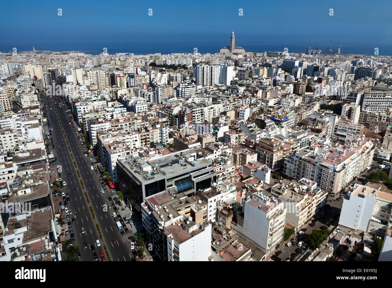 Panoramablick von Casablanca gesehen von den Türmen Kenzi, Casablanca, Marokko Stockfoto