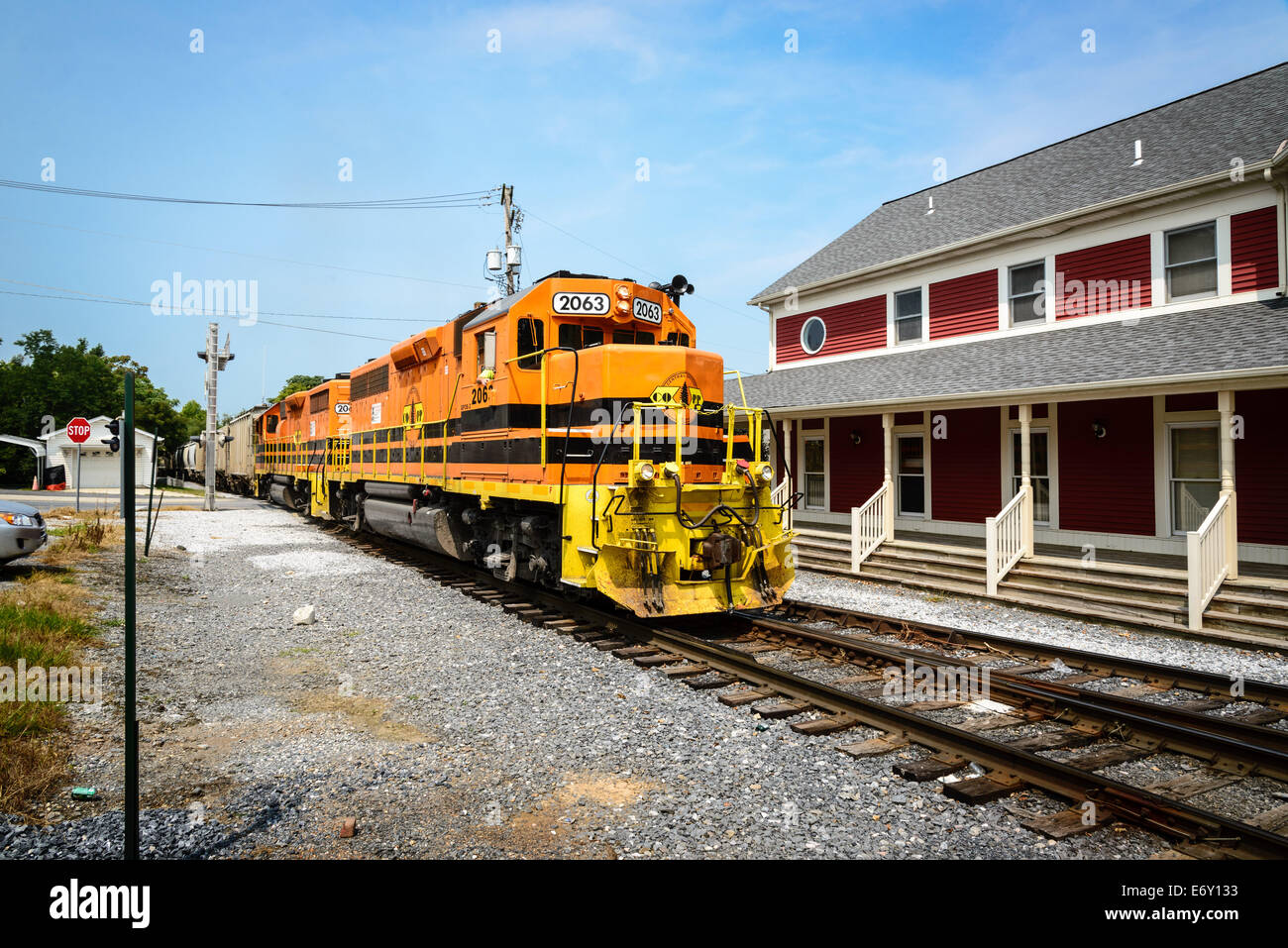 Maryland Midland GP38-3 Nr. 2063 & 2066 in Zentral-Oregon Pazifik Livree, Union Bridge in Maryland Stockfoto