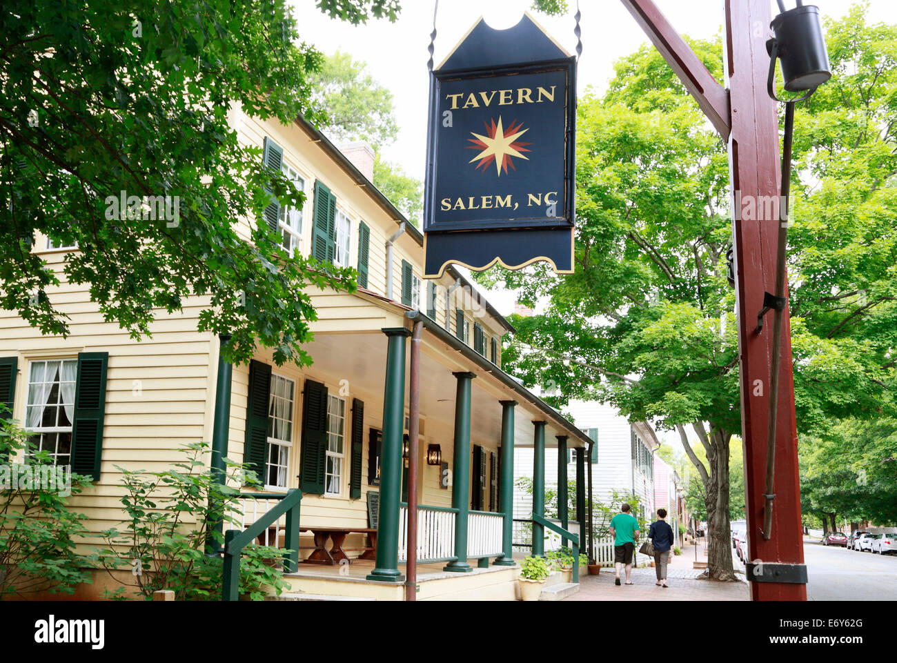 Altes Salem, North Carolina. Taverne. Stockfoto