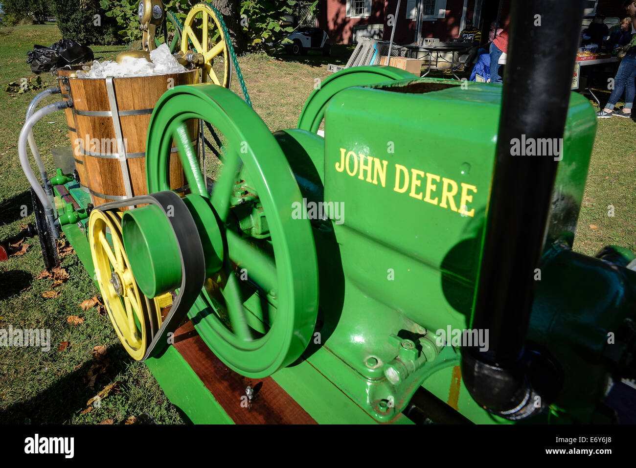 Historical john deere Fotos und Bildmaterial in hoher Auflösung Alamy