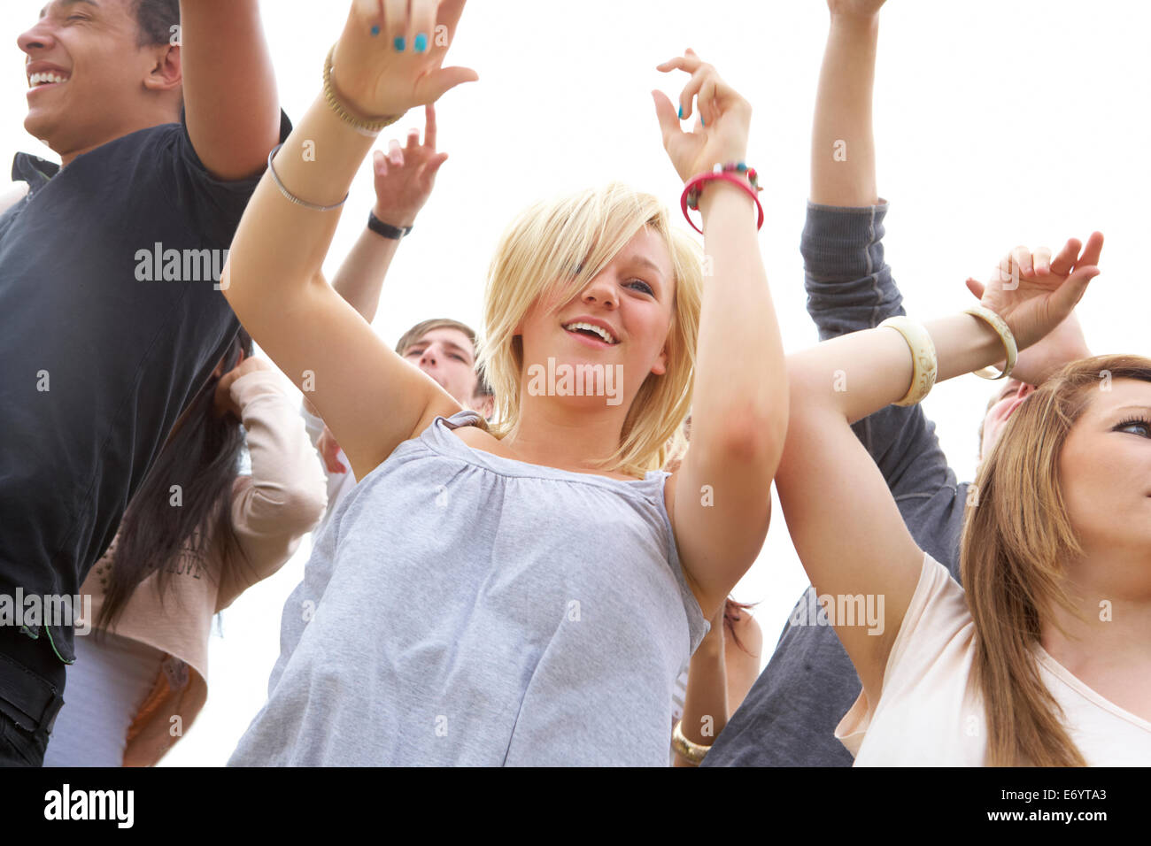 Jugendliche beim Musikfestival Stockfoto
