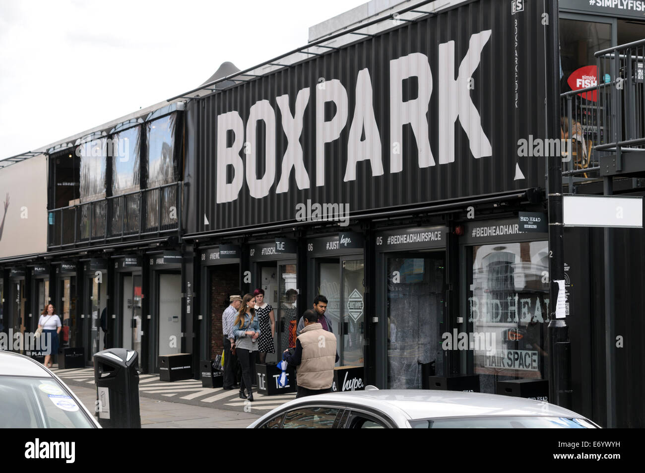 Ein Pop-up-Einkaufszentrum im Herzen von East London basiert. Stockfoto