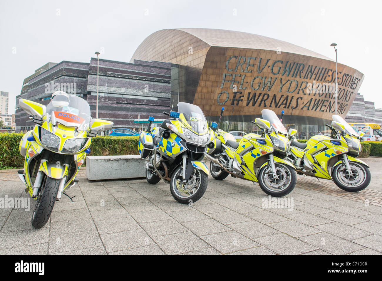 Cardiff, Wales, UK. 3. September 2014.  Vorbereitung des NATO-Gipfels weiter mit einem riesigen Polizeiaufgebot in der Stadt. Polizei Fahrräder außerhalb das Millennium Centre aufgereiht. Bildnachweis: Polly Thomas/Alamy Live-Nachrichten Stockfoto