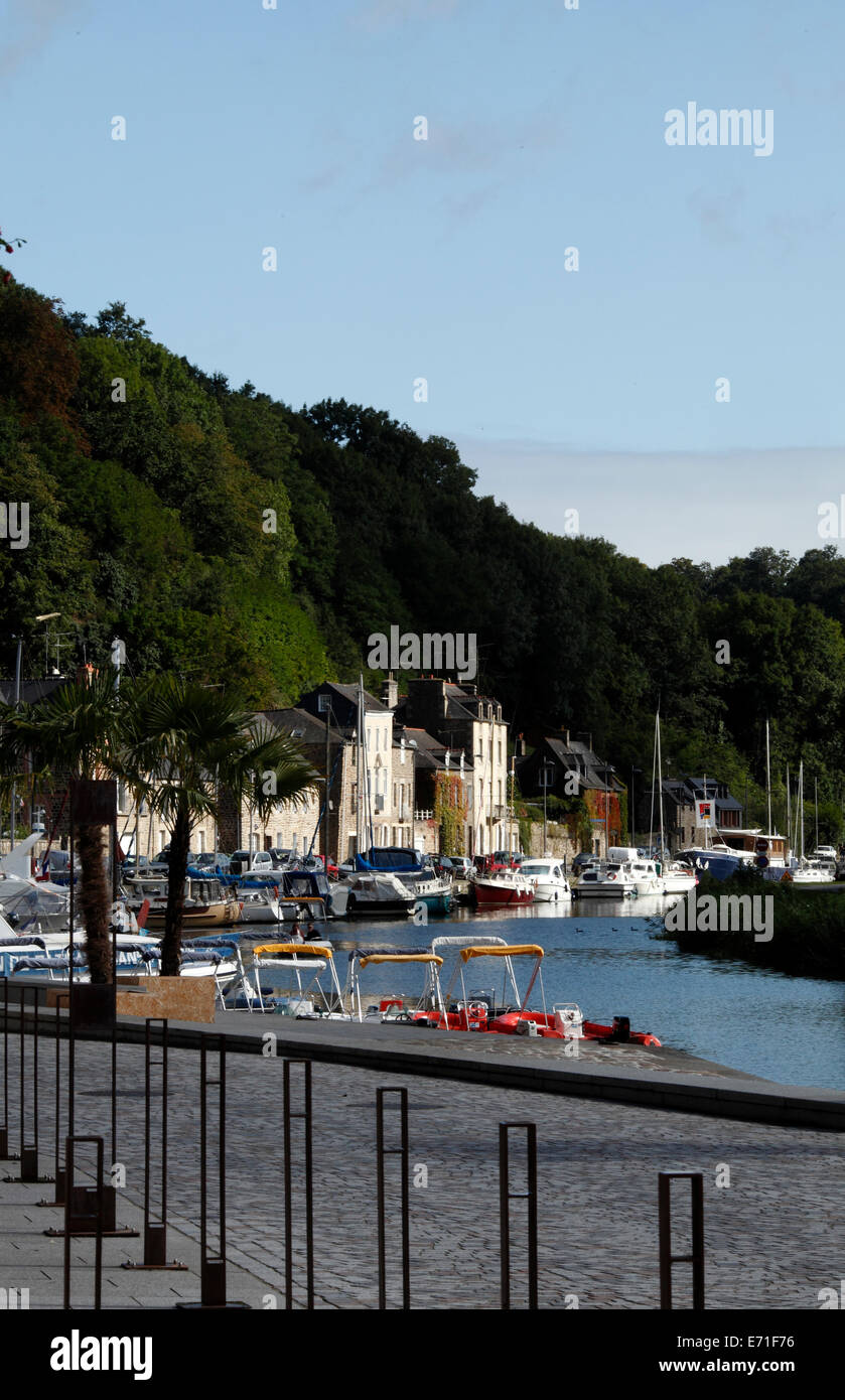 Dinan-Hafen und den Fluss Rance, Bretagne, Frankreich Stockfoto