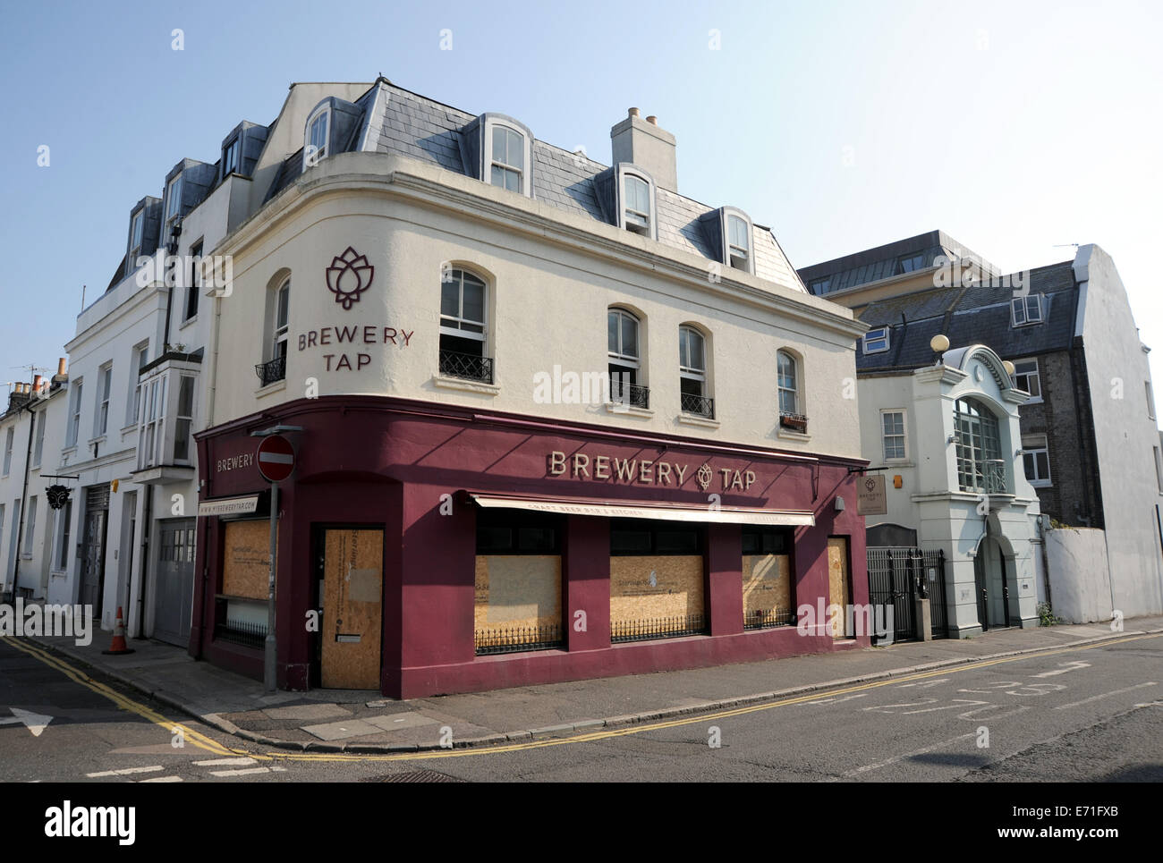 Brighton UK 3. September 2014 - Hausbesetzer umgezogen in die geschlossene Brauerei Tippen Sie Bar in North Road Brighton Stockfoto