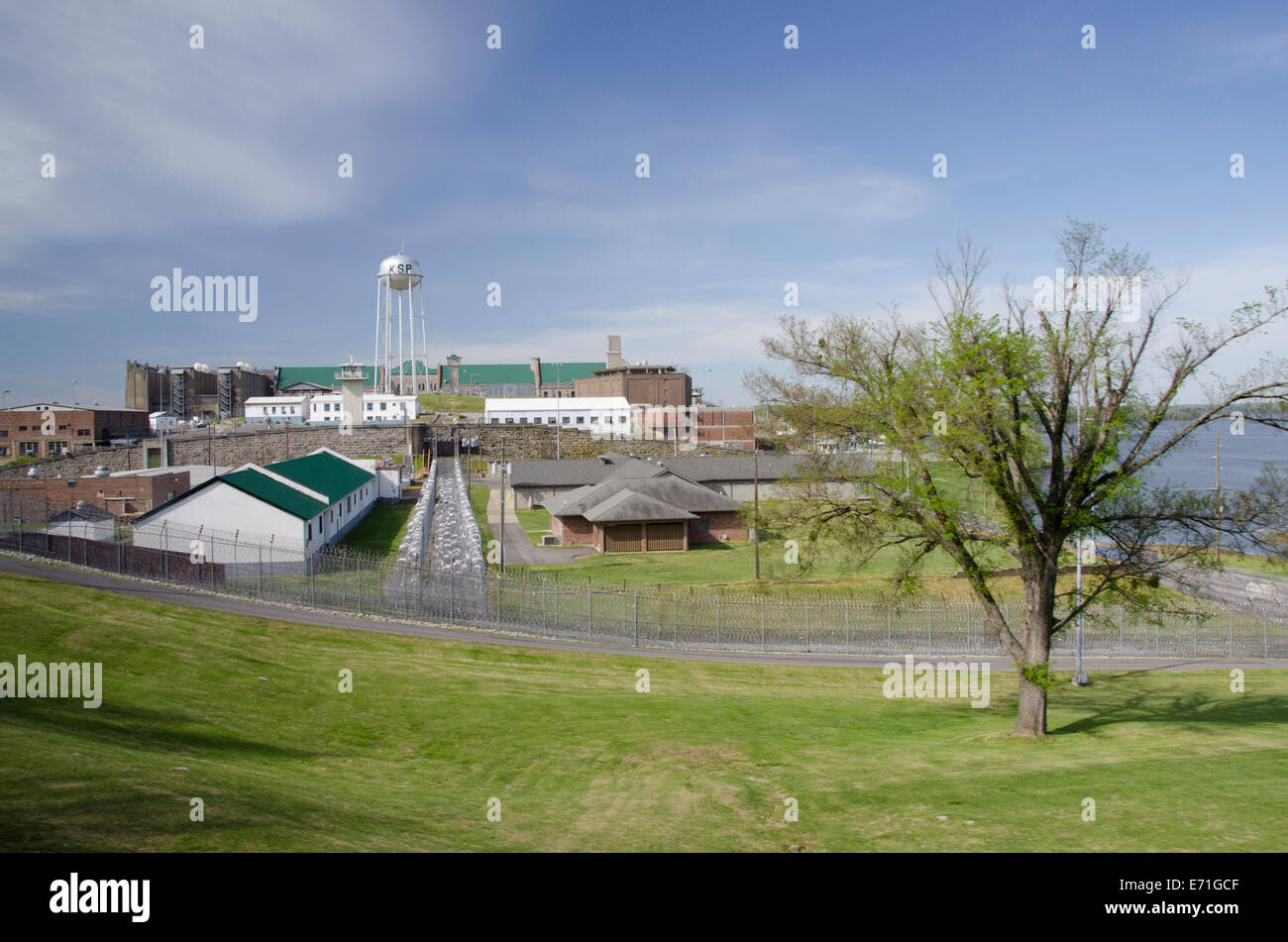 USA, Kentucky, Leverkusen. Lake Barkley Blick auf historische Kentucky State Penitentiary (aka Burg auf dem Cumberland) ca. 1800. Stockfoto