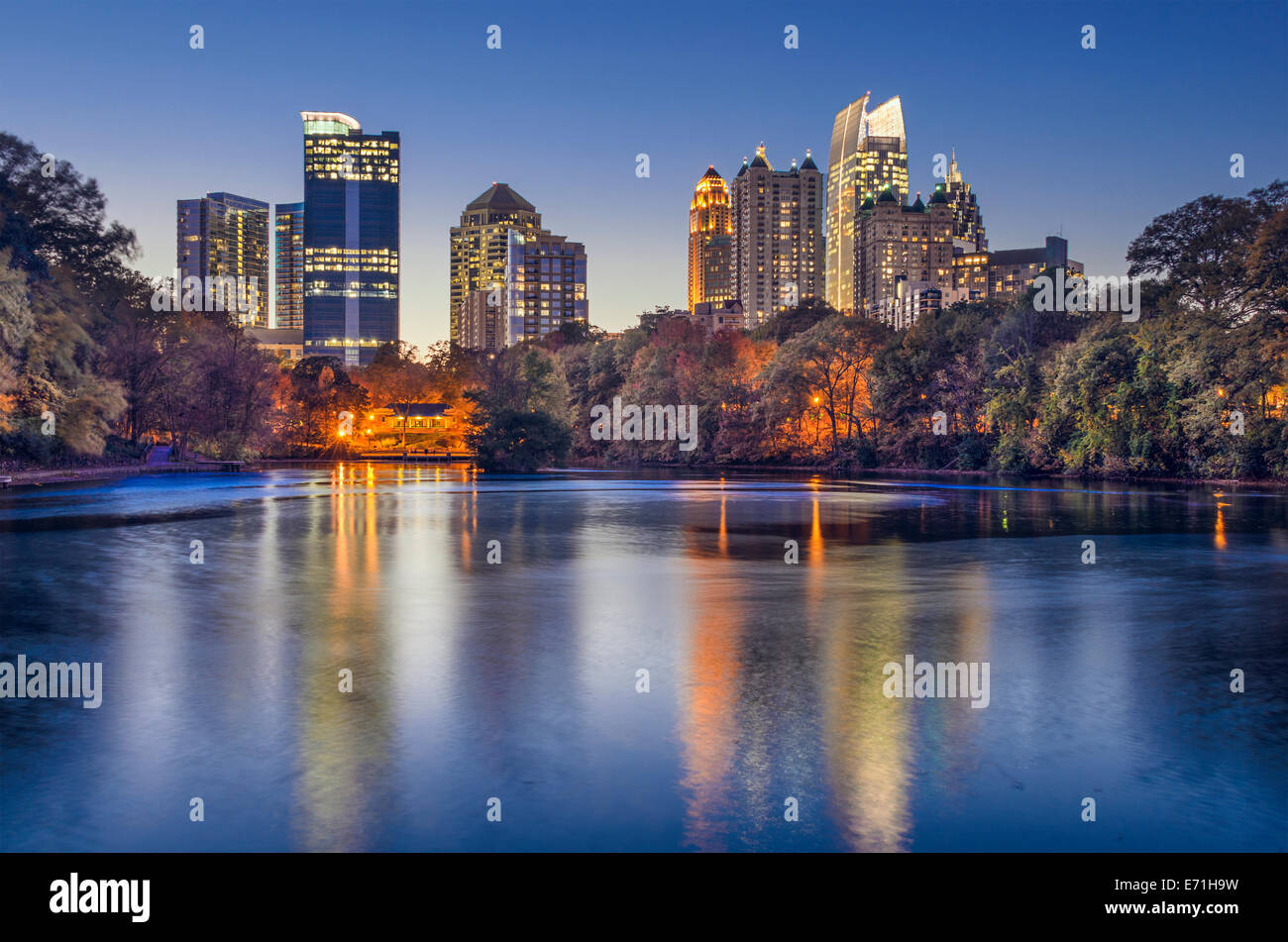 Atlanta, Georgia, USA Midtown Skyline von Piedmont Park. Stockfoto