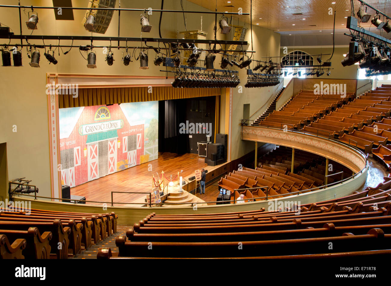 Nashville Tennessee, USA. Ryman Auditorium, bekannt als das erste Haus der Grand Old Opry (1943-1974). Grand Old Opry-Bühne. Stockfoto