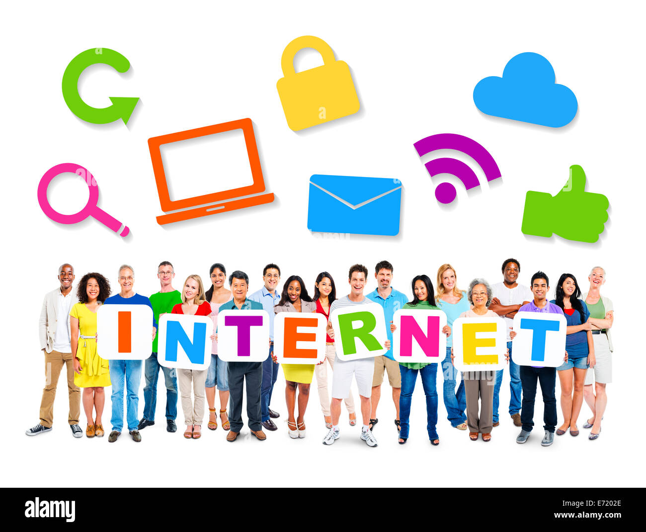 Menschen halten Alphabet Form Internet und Internet Themen Bilder oben Stockfoto
