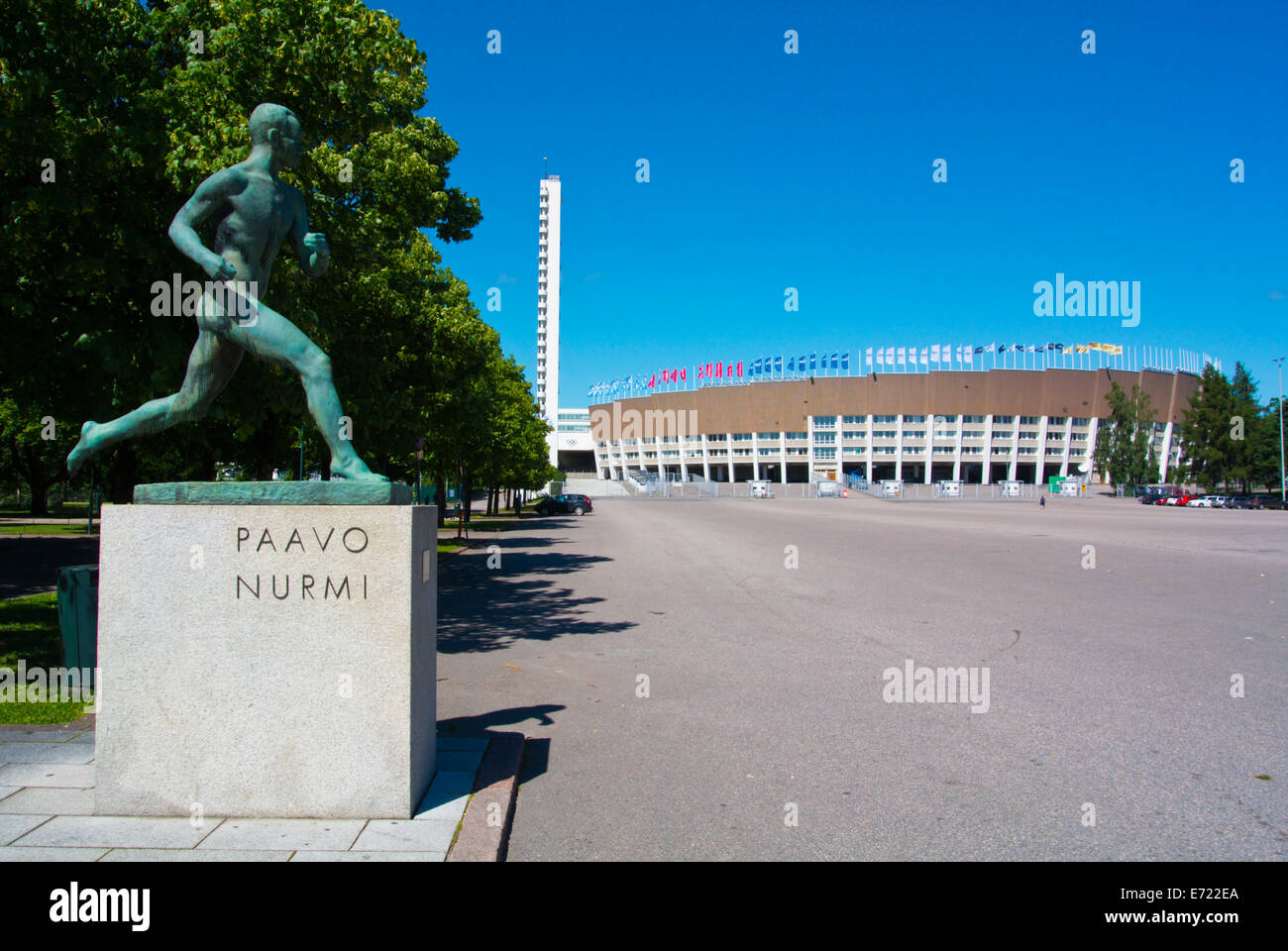Statue von Paavo Nurmi, der fliegende Finne, Olympiastadion, Olympia-Stadion (1952), Taka-Töölö Bezirk, Helsinki, Finnland, Euro Stockfoto