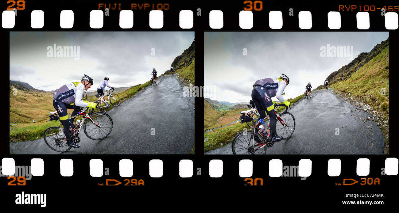 Sequentielle Bild des Radfahrers Klettern Hardknott Pass. Stockfoto