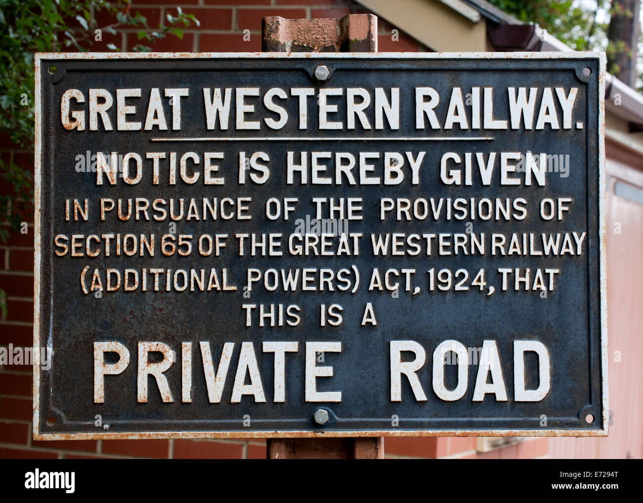 GWR Zeichen an Toddington-Station auf dem Gloucestershire und Warwickshire Railway, England, UK. Stockfoto