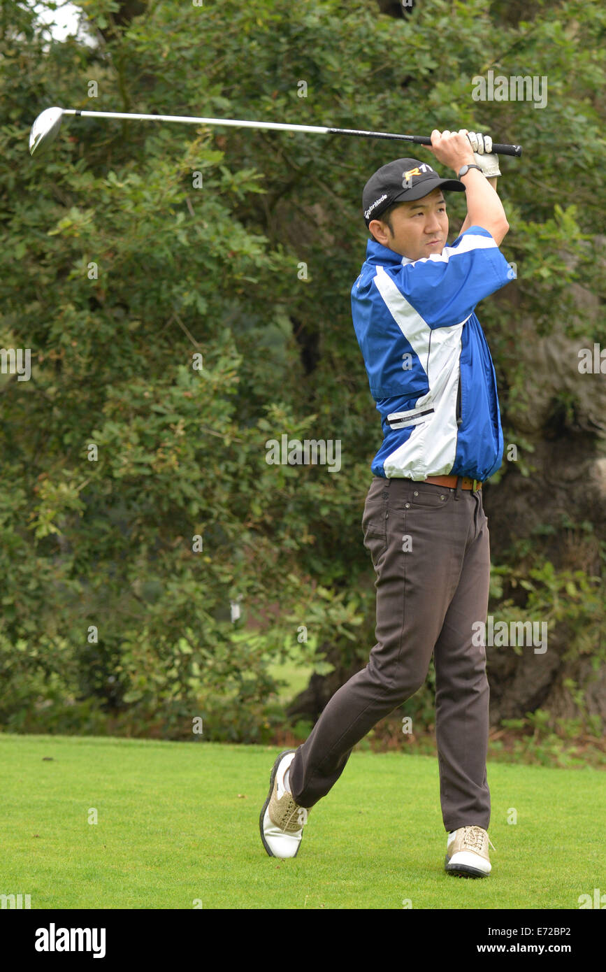 London, UK. 4. September 2014. Teilnehmer ein Wettbewerbs der 9. Sino-British Golf Day Charity im Brocket Hall Golf Club in England zu spielen. Bildnachweis: Siehe Li/Alamy Live News Stockfoto