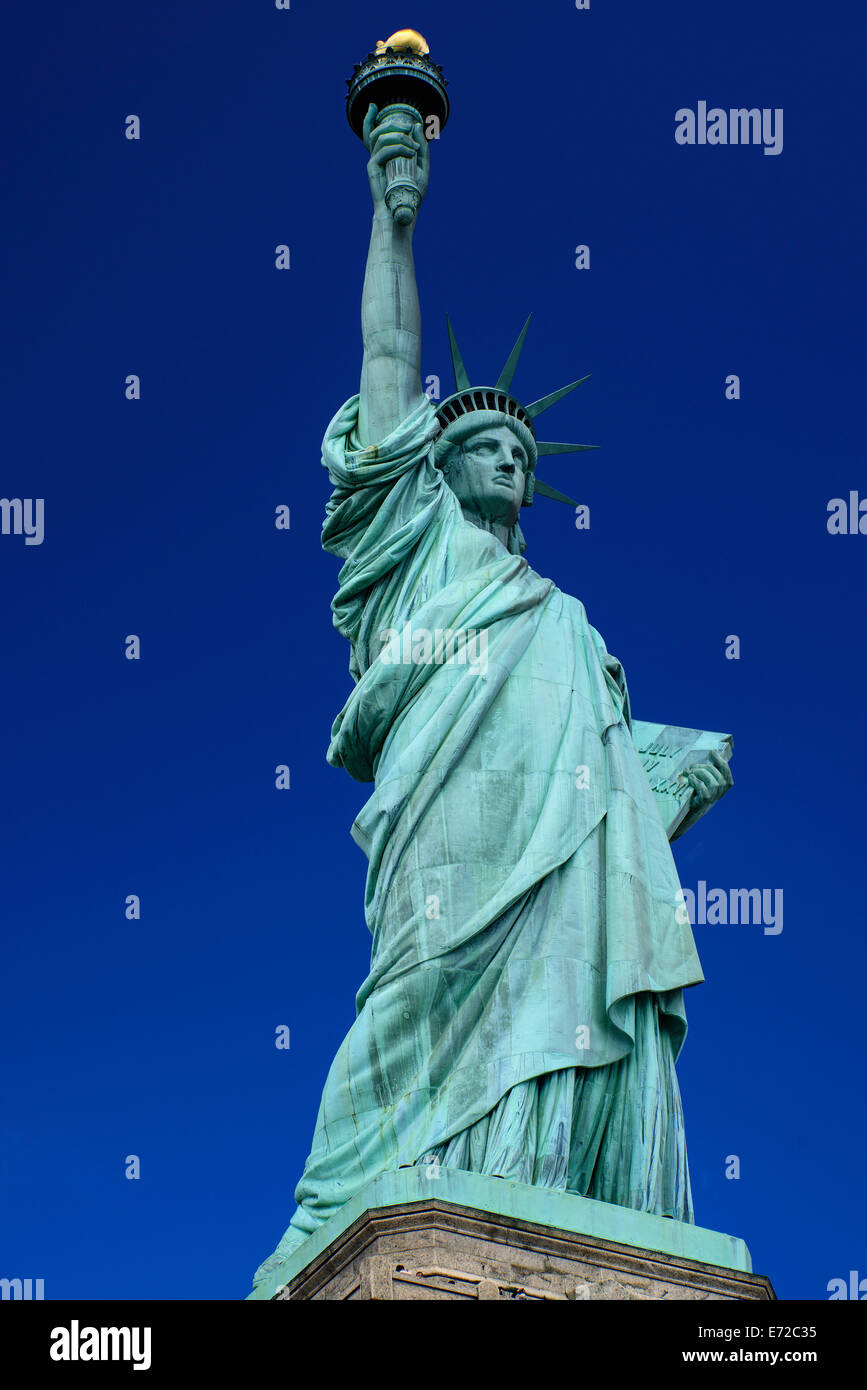 USA, New York, Liberty Island, Statue of Liberty Detail des Kopfes und der Krone. Stockfoto