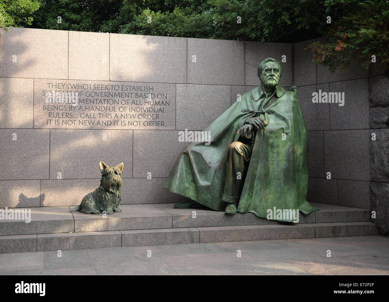 Washington, DC, USA. 3. Sep, 2014. 20140903: eine Skulptur von Präsident Franklin d. Roosevelt wird bei dem Franklin Delano Roosevelt Memorial in Washington gesehen. Das Denkmal zeigt die 12-jährige Geschichte Roosevelts Präsidentschaft durch eine Reihe von Outdoor-Displays. © Chuck Myers/ZUMA Draht/Alamy Live-Nachrichten Stockfoto