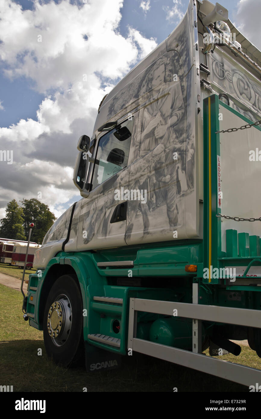 gebürstet LKW Kunst Wandgemälde im John Wayne und Maureen O'Hara Luftfilm ruhiger Mann bei LKW-Messe-Rallye Stockfoto