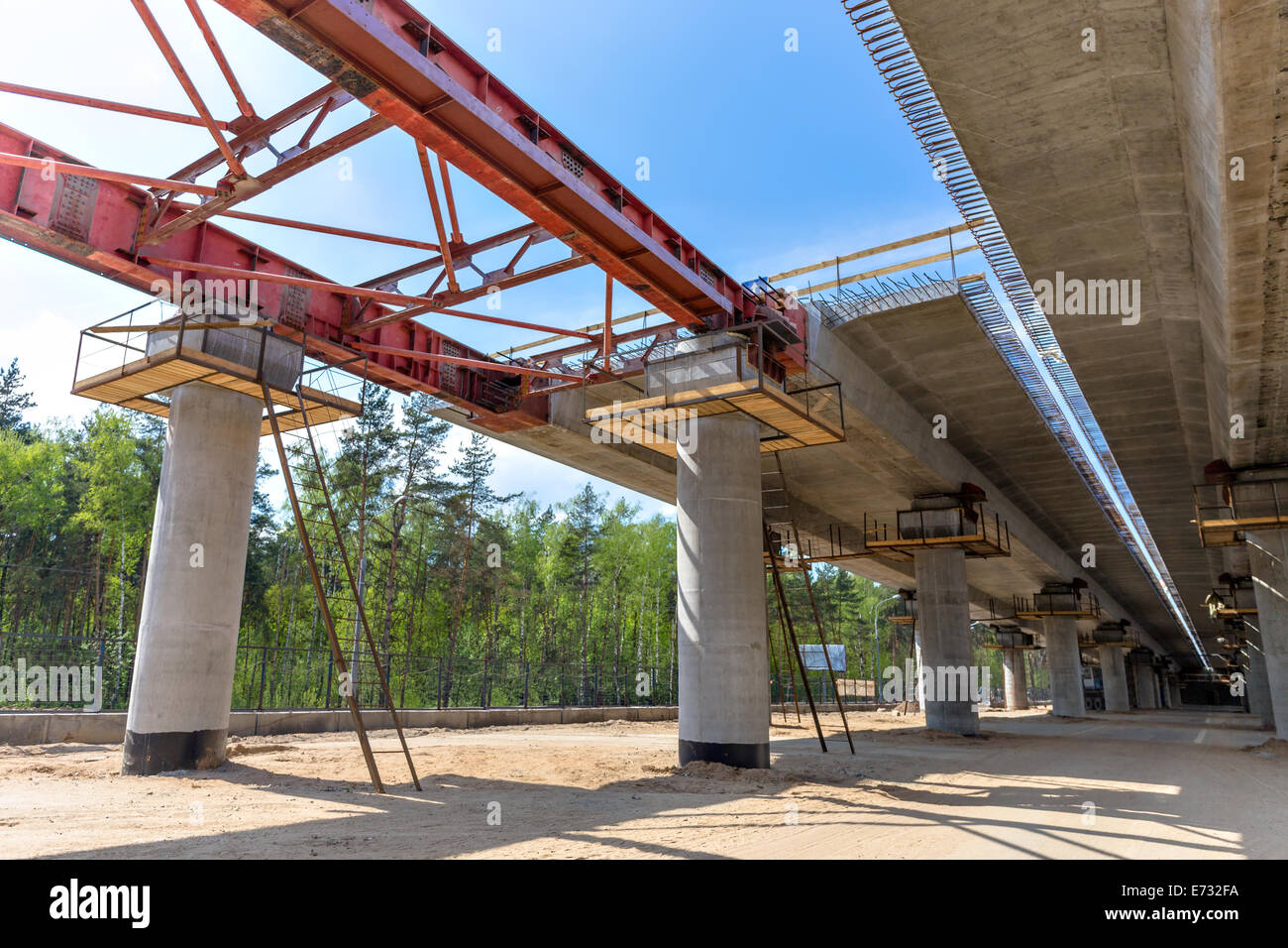 Straßenbau durch inkrementelle Start Methode in Moskau. Russland Stockfoto