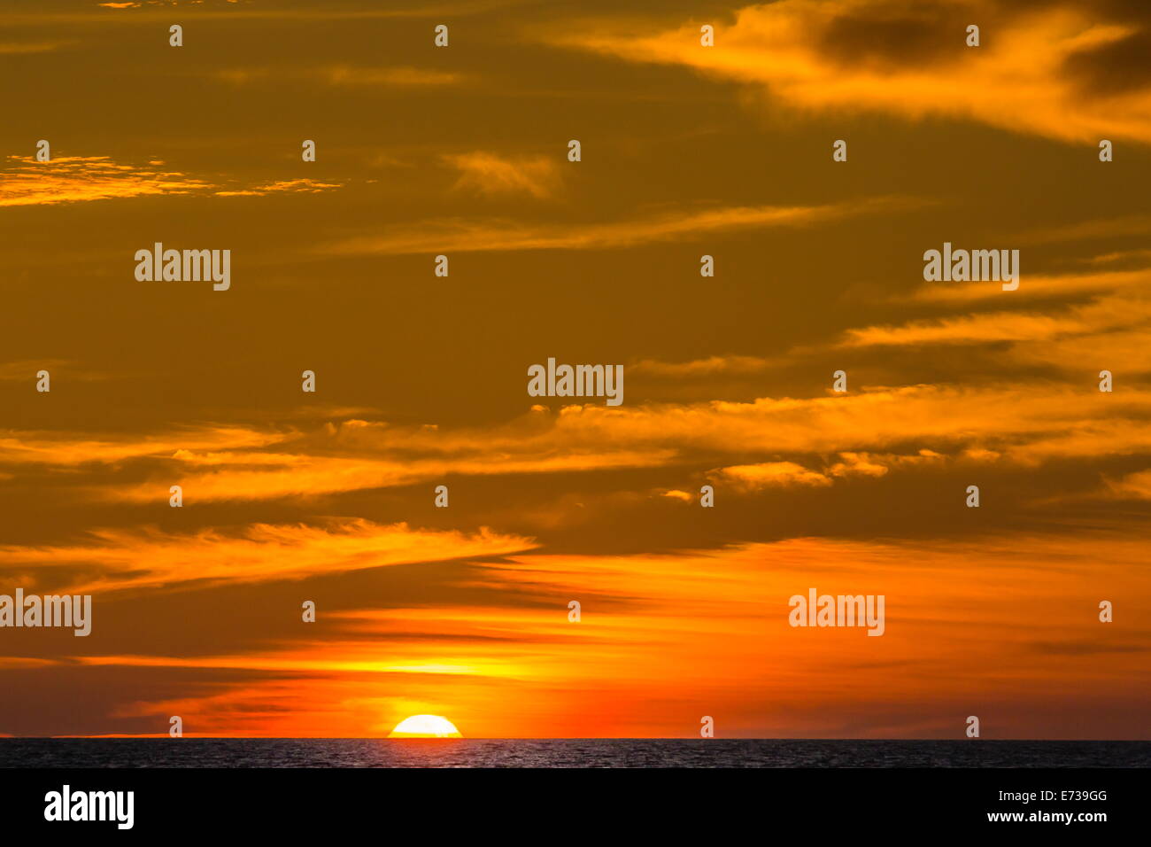 Sonnenaufgang in der Nähe von Los Islotes, das Inselchen, Baja California Sur, Mexiko, Nordamerika Stockfoto