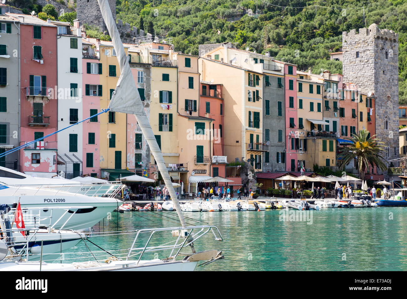 Blick auf den Hafen, Porto Venere, Cinque Terre, Weltkulturerbe, Ligurien, Italien, Europa Stockfoto
