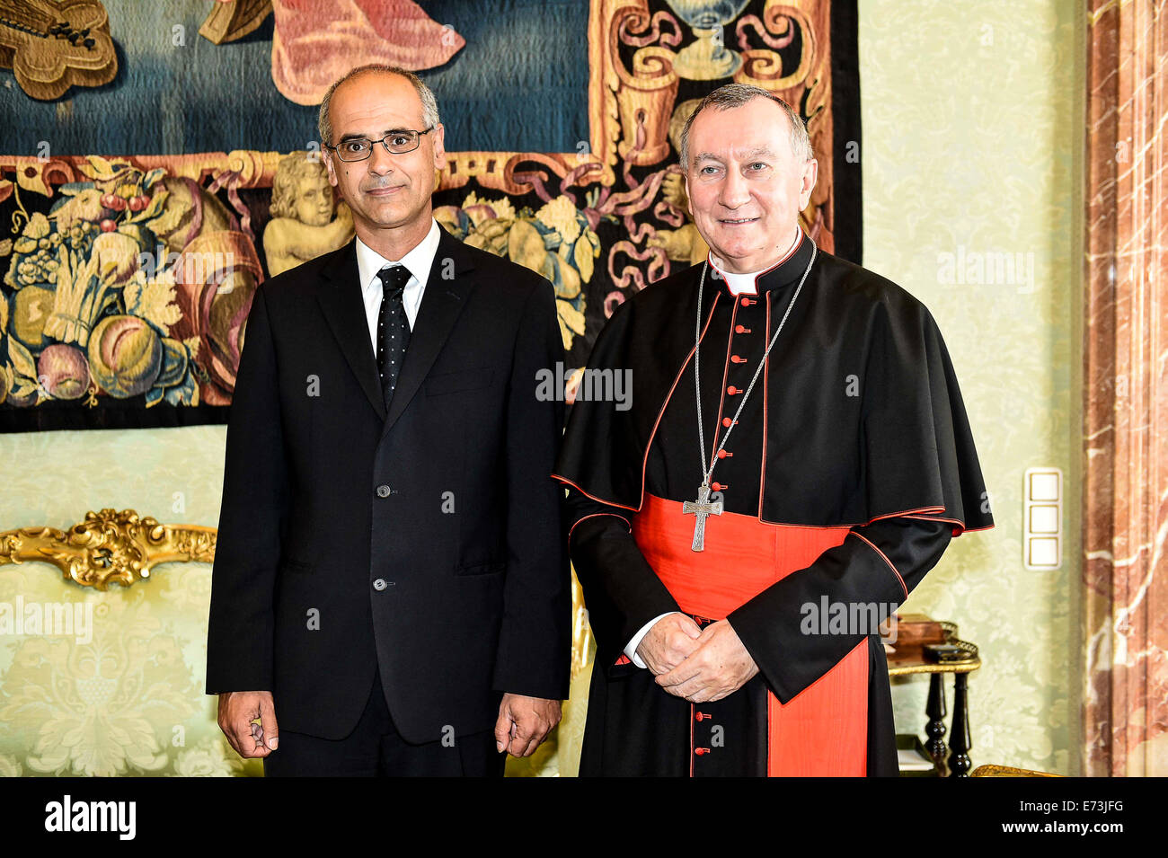 Vatikanstadt 5. September 2014 Publikum mit den Heiligen Vater Franziskus dem Regierungschef des Fürstentums Andorra, S.E Herr Antoni MARTI "In diesem Bild Kardinal Pietro Parolin Credit: wirklich Easy Star/Alamy Live News Stockfoto