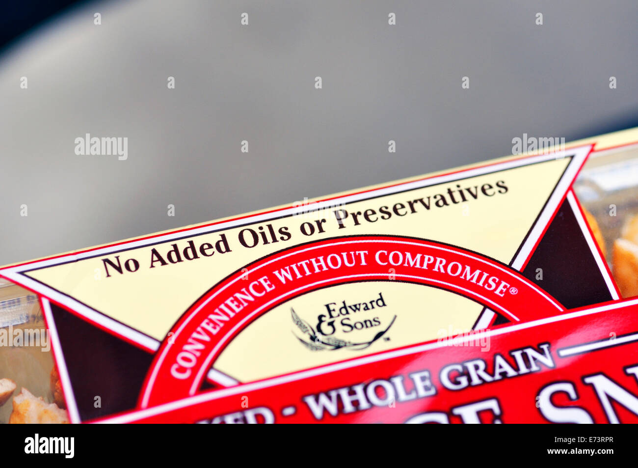 Etikett auf Lebensmittel-Paket: keine zusätzlichen Öl- oder Konservierungsstoffe Stockfoto