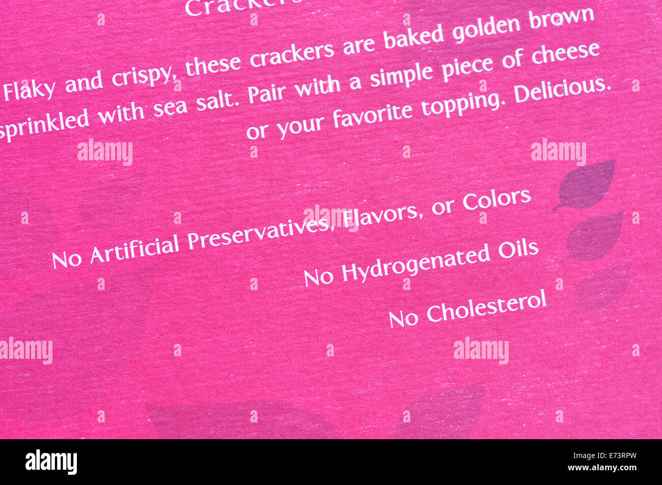 Etikett auf Lebensmittel-Paket: keine künstlichen Konservierungsstoffe, Aromen oder Farben Stockfoto