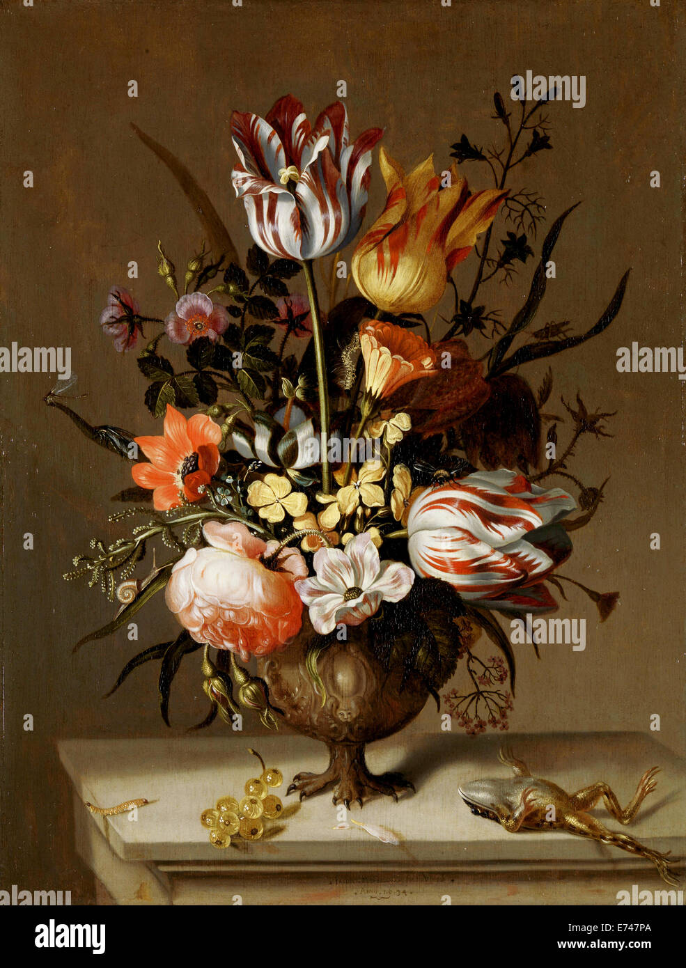 Stillleben mit einer Vase mit Blumen und ein toter Frosch - von Jacob Marrel, 1634 Stockfoto