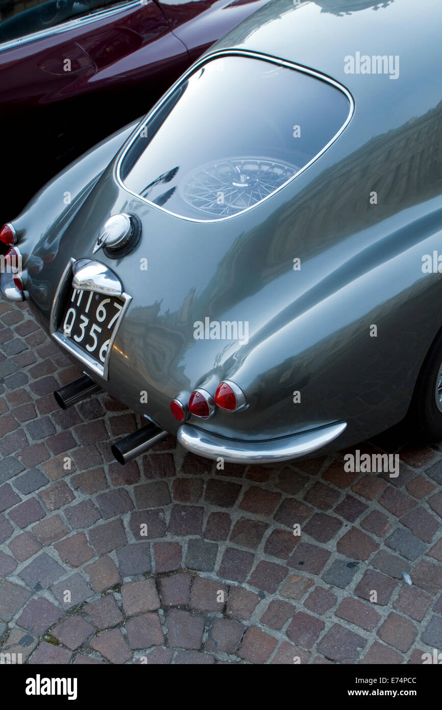 Turin, Italien. 6. September 2014. Ein 1952 Fiat 8V. Sammler von historischen Autos trafen sich in Torino für einen Auto-Eleganz-Wettbewerb. Stockfoto