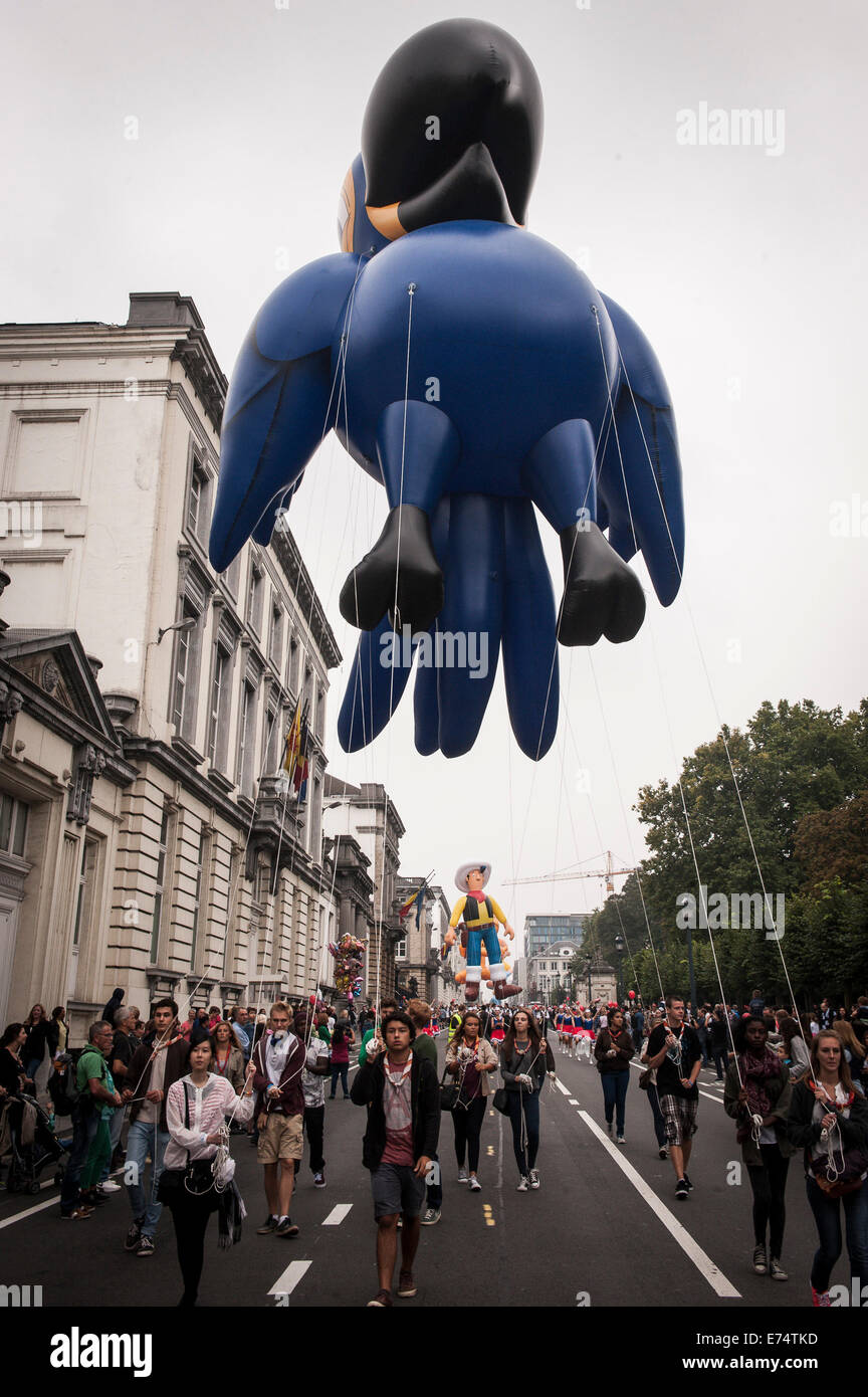 Brüssel, Belgien. 6. Sep, 2014. Kredit-Schlauchboote des belgischen Comic-Serie Zeichen wird während des Ballons Day Parade im Rahmen des jährlichen Comic Book Festival in Brüssel auf 06.09.2014 vorgeführt: Dpa picture-Alliance/Alamy Live News Stockfoto