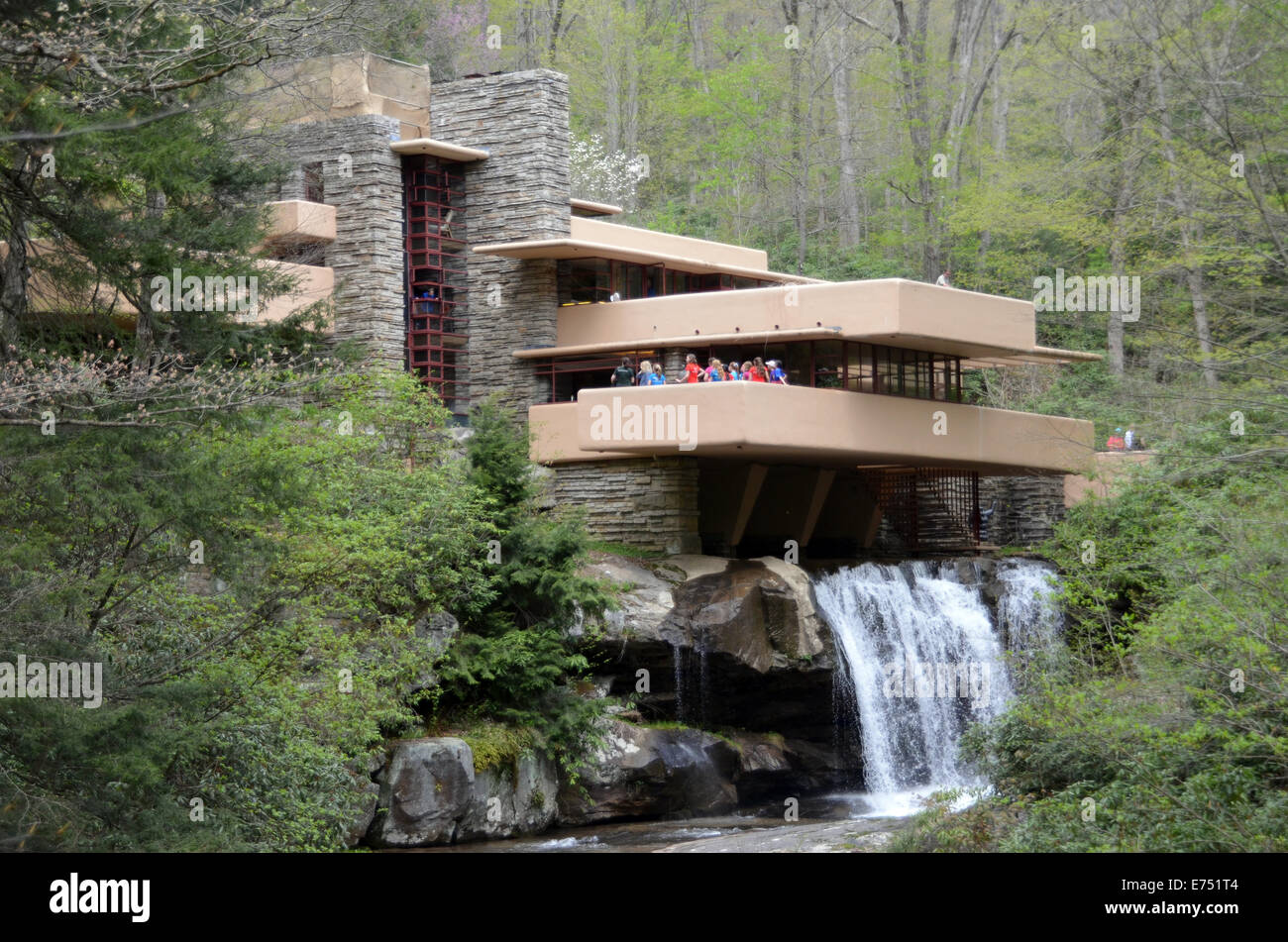 Stilvolle Frank Lloyd Wright Häuser Bild