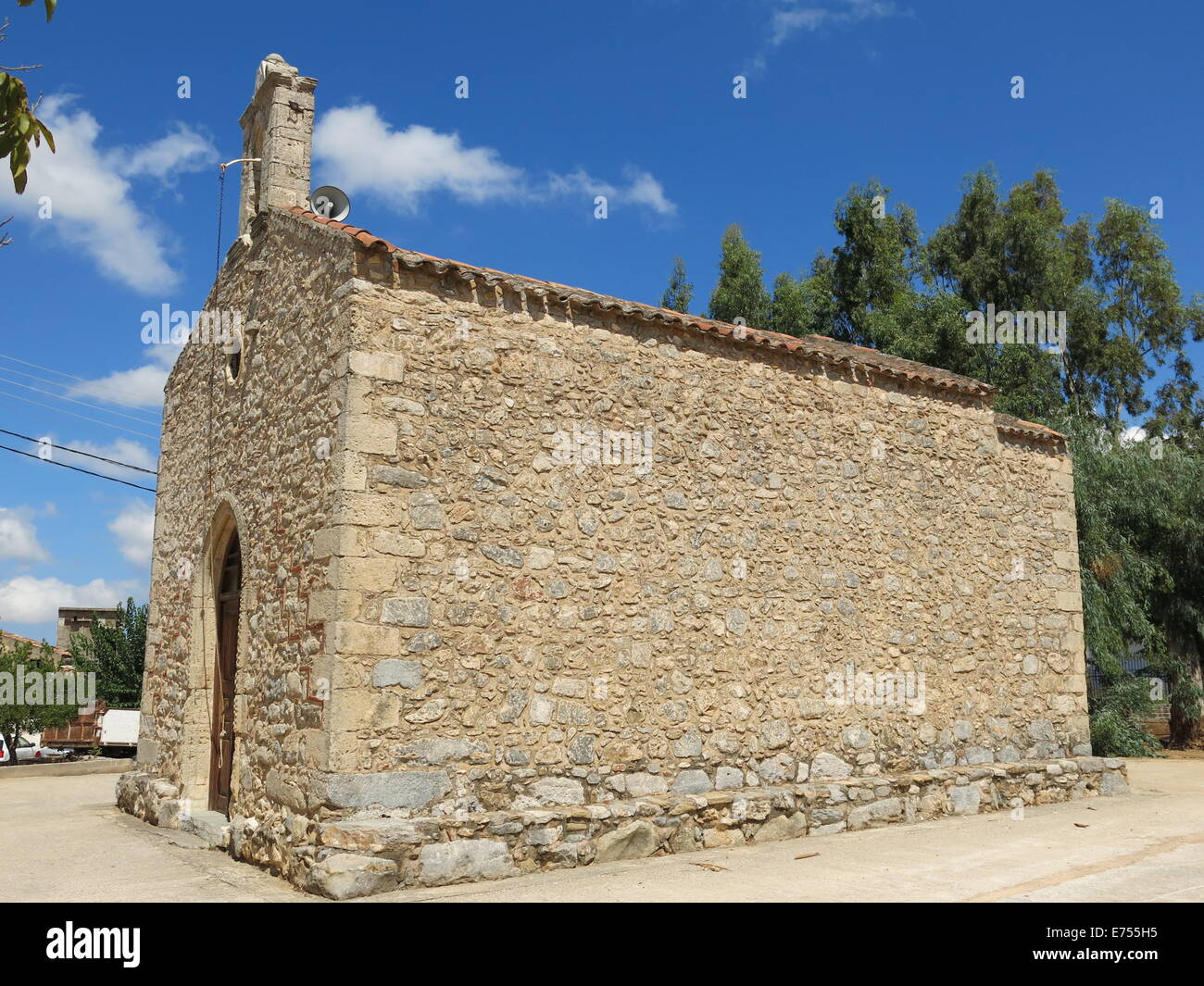 Alte Kirche aus Stein erbaut, befindet sich am Kastelli Pediados, Kreta,  Griechenland Stockfotografie - Alamy