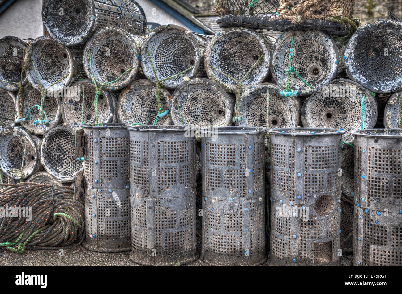 Hummer und Krabben Töpfe am Hafen Stockfoto