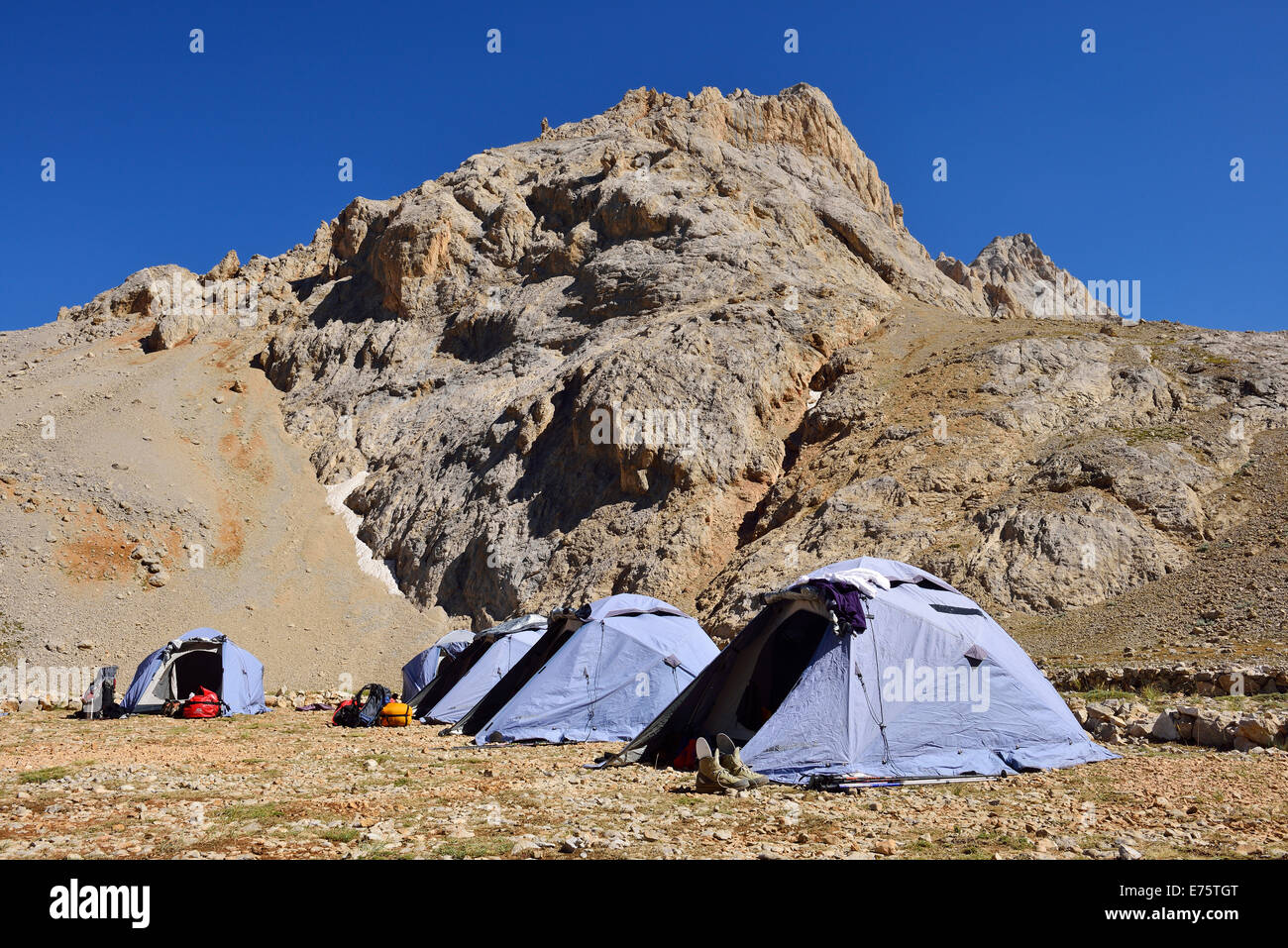 Zeltlager in Maden Canyon, Yedigöller Plateau, Aladağlar National Park, High oder Anti-Taurus-Gebirge, Türkei Stockfoto