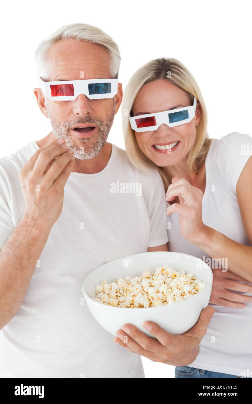 Älteres paar 3d Brille Essen popcorn Stockfoto