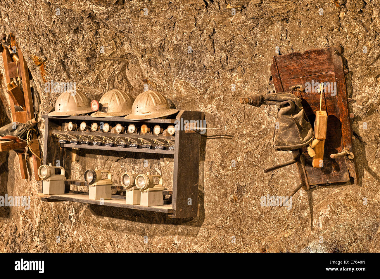 Besucher-tour durch das Salz mine in Bex. Stockfoto