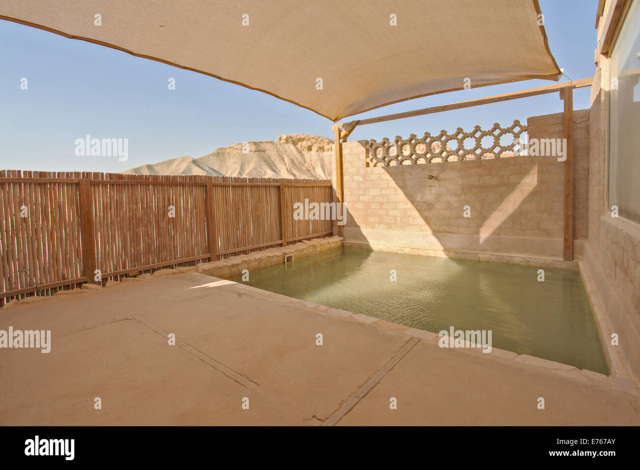 Jüdisches Ritualbad - Mikwe in der Wüste Stockfoto