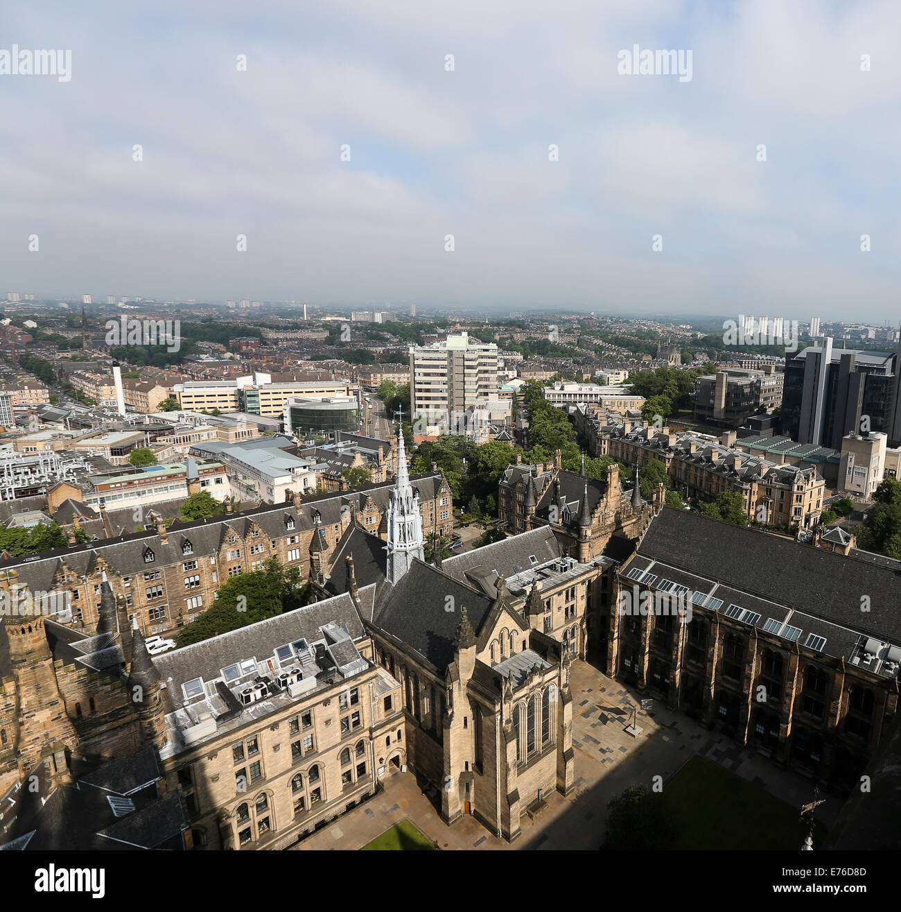 Luftbild von Glasgow University Chapel und West Viereck Stockfoto