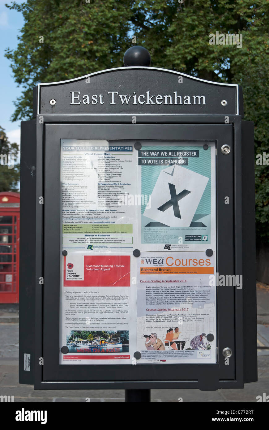 Aushang der Nachbarschaft in East Twickenham, Middlesex, england Stockfoto