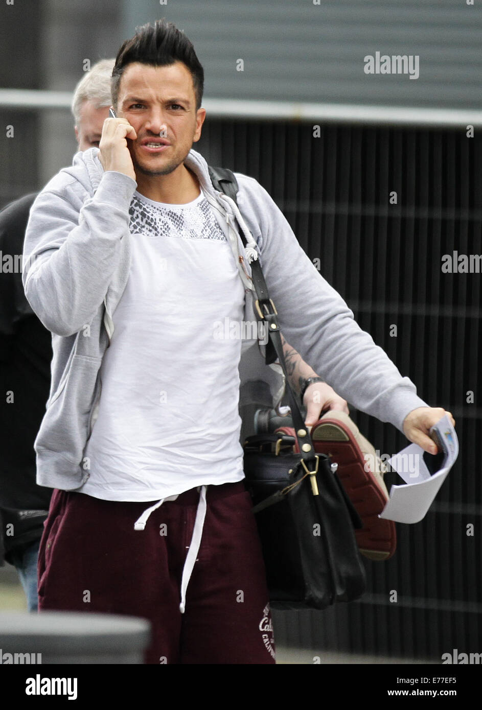 Peter Andre kommt für ein Disney On Ice-Fototermin mit: Peter Andre Where: Leeds, Vereinigtes Königreich bei: 6. März 2014 Stockfoto