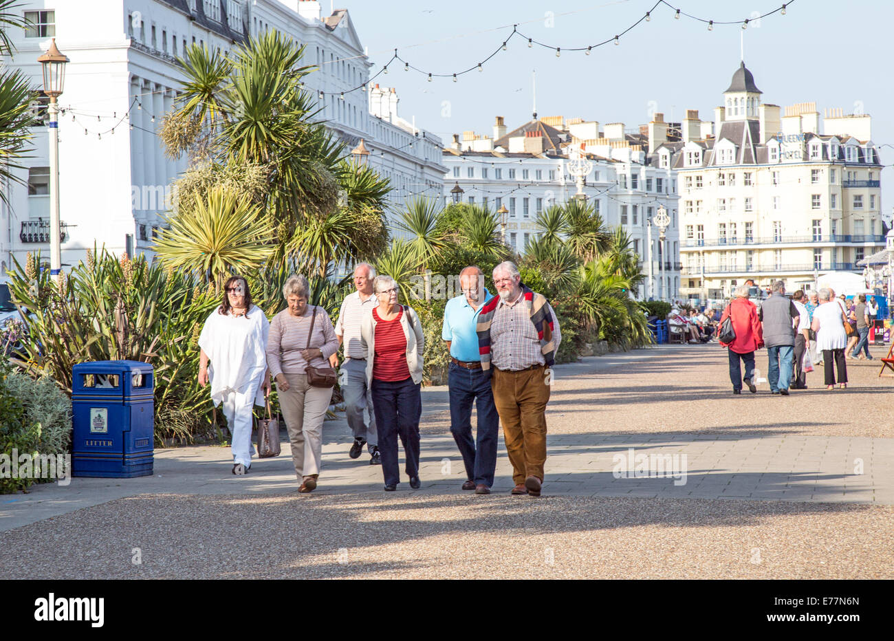 Eastbourne Strandpromenade tagsüber UK Stockfoto