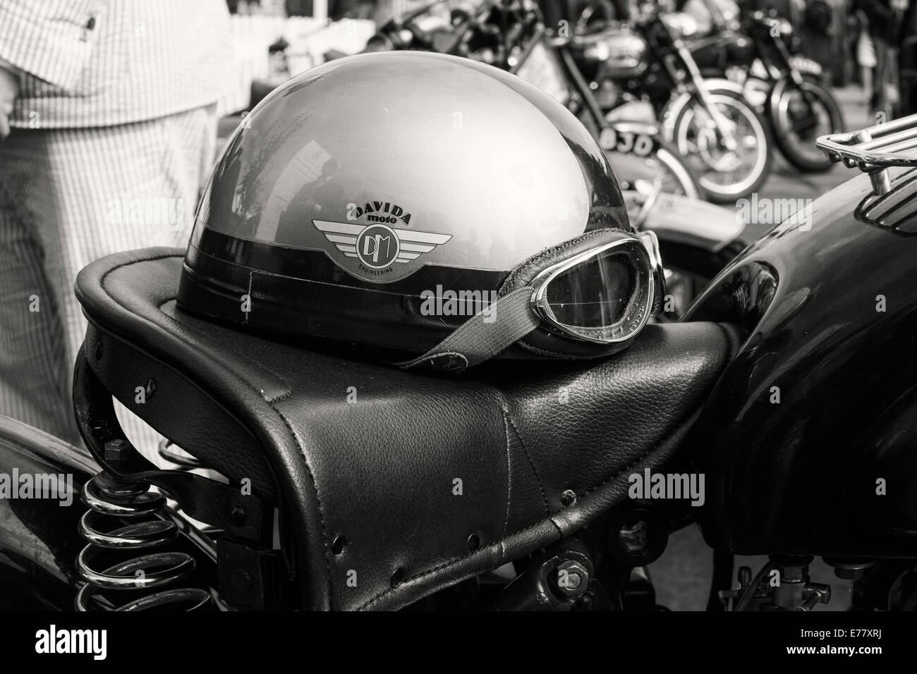Alte Motorrad-Helm Stockfoto