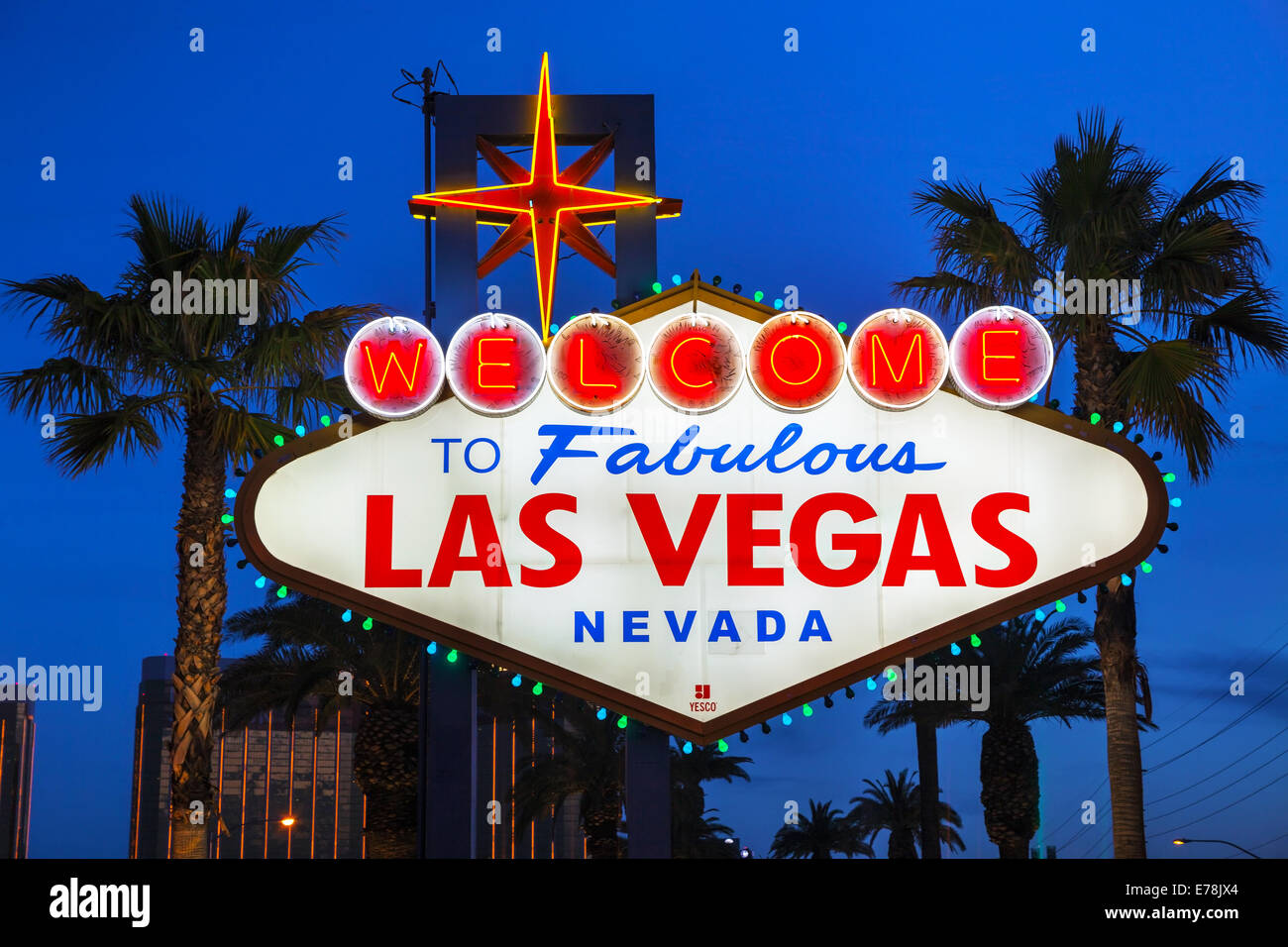 LAS VEGAS - APRIL 19: Welcome to Fabulous Las Vegas Schild am 19. April 2014 in Las Vegas, Nevada. Es ist ein Las Vegas Wahrzeichen funde Stockfoto