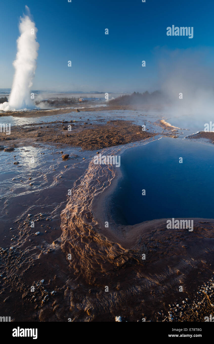 die heißen Quellen und Geysiren am Geysir, Island Stockfoto